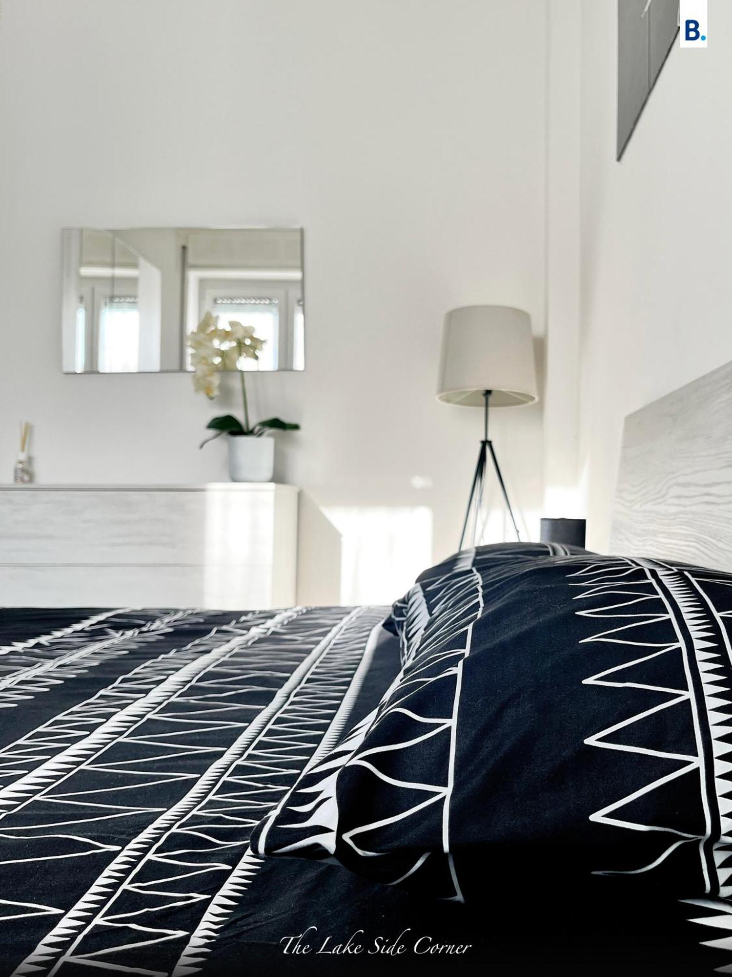 The Lake-Side Corner Apartment Como Bagian luar foto